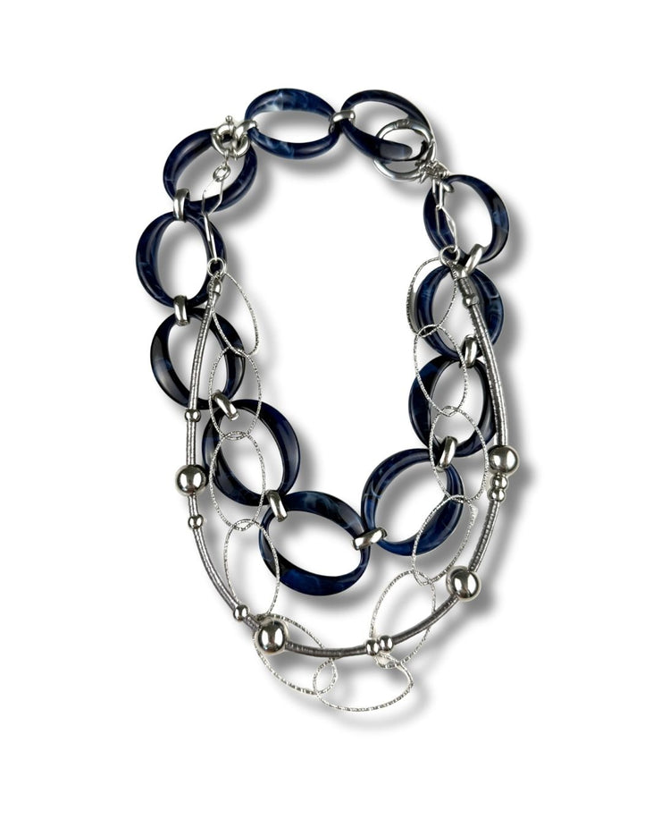 Travel Wardrobe | Blue Oval