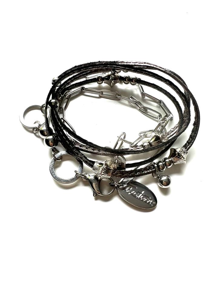 Udesign Single Diamond Modern